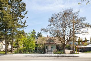 House for Sale, 2515 Pandosy Street, Kelowna, BC House for Sale, 2515 Pandosy Street, Kelowna, BC