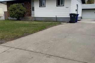 Property for Sale, 712 Rick Smith Cres, Weyburn, SK Property for Sale, 712 Rick Smith Cres, Weyburn, SK