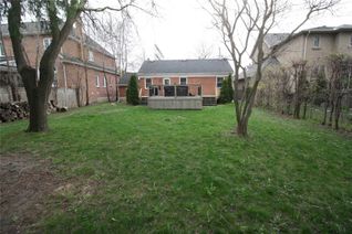 Bungalow for Rent, 1535 Applewood Rd #Lower, Mississauga, ON