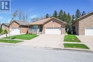 Bungalow for Sale, 7621 Cameron Court, Niagara Falls, ON