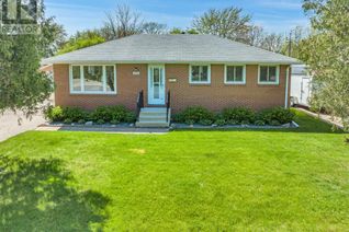 Ranch-Style House for Sale, 2929 Rivard, Windsor, ON Ranch-Style House for Sale, 2929 Rivard, Windsor, ON