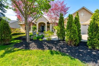 Bungalow for Sale, 513 Golf Links Road, Hamilton, ON