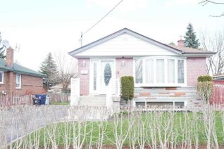 Bungalow for Rent, 27 Ronway Cres, Toronto, ON Bungalow for Rent, 27 Ronway Cres, Toronto, ON