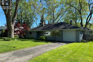 Bungalow for Rent, 3240 Longfellow Avenue, Windsor, ON Bungalow for Rent, 3240 Longfellow Avenue, Windsor, ON