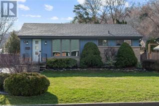 Bungalow for Rent, 5 Cherrywood Dr, Hamilton, ON Bungalow for Rent, 5 Cherrywood Dr, Hamilton, ON