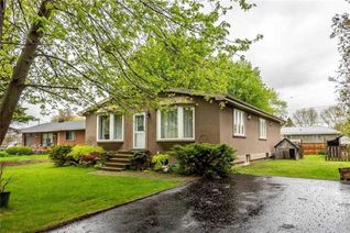 Bungalow for Sale, 8 Woodhouse Ave, Norfolk, ON
