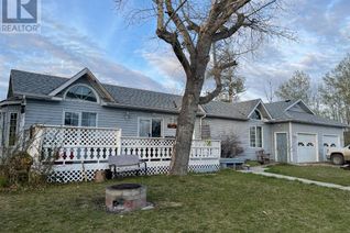 Property for Sale, 3821 50 Avenue, Sylvan Lake, AB Property for Sale, 3821 50 Avenue, Sylvan Lake, AB
