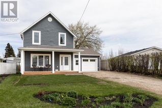 Property for Sale, 5032 56 Street, Innisfail, AB Property for Sale, 5032 56 Street, Innisfail, AB