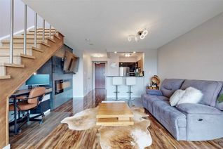 Property for Sale, 39 Oneida Cres #920, Richmond Hill, ON