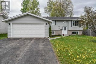 Raised Ranch-Style House for Sale, 45 Briarwood Drive, Petawawa, ON
