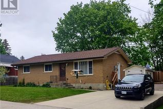 Bungalow for Sale, 308 South Street, Walkerton, ON