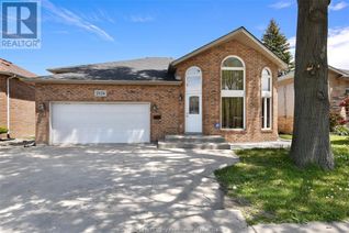 Raised Ranch-Style House for Sale, 2124 Dominion Blvd, Windsor, ON
