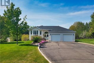 Raised Ranch-Style House for Sale, 4 Jamie Crescent, Petawawa, ON