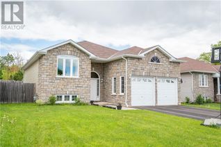 Raised Ranch-Style House for Sale, 2015 Sandstone Crescent, Petawawa, ON