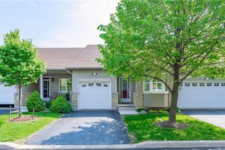 Condo for Sale, 3 212 Stonehenge Drive, Ancaster, ON