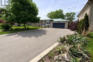 Bungalow for Sale, 2087 Wakely Street, Oakville, ON
