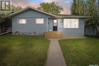 Property for Sale, 1121 Bothwell Dr, Swift Current, SK