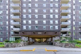 Property for Sale, 966 Inverhouse Dr #111, Mississauga, ON
