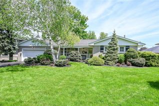 Bungalow for Sale, 135 Cayuga Avenue, Ancaster, ON