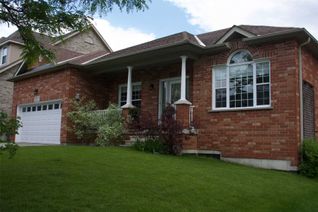 Detached House for Sale, 28 Katherine Cres, Whitchurch-Stouffville, ON