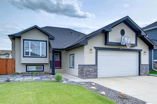 Property for Sale, 633 West Highland Crescent, Carstairs, AB Property for Sale, 633 West Highland Crescent, Carstairs, AB
