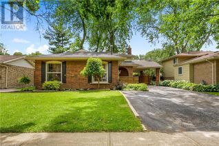House for Sale, 21 Fallingbrook Drive, Fonthill, ON