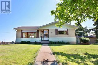 Bungalow for Sale, 5305 50 Street, Camrose, AB