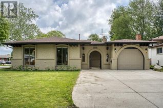 Backsplit for Sale, 3050 Regis Avenue, Windsor, ON Backsplit for Sale, 3050 Regis Avenue, Windsor, ON