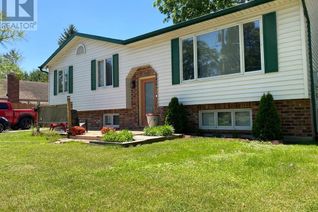 Raised Ranch-Style House for Sale, 1991 James Street West, Sarnia, ON