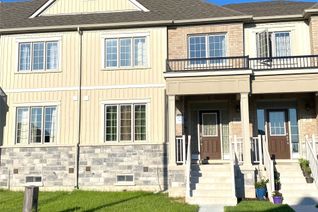 Townhouse for Rent, 33 Carratuck St, East Gwillimbury, ON