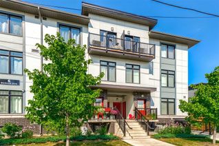 Townhouse for Sale, 6 Bicknell Ave #11, Toronto, ON