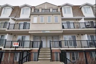 Townhouse for Sale, 3033 Finch Ave #2048, Toronto, ON