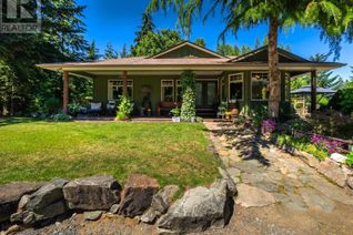 Property for Sale, 3810 Charlton Dr, Qualicum Beach, BC