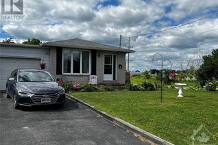 House for Sale, 90 Stephen Street, Smiths Falls, ON