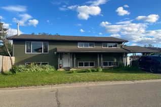 Detached House for Sale, 10700 Briarwood Crescent, Dawson Creek, BC