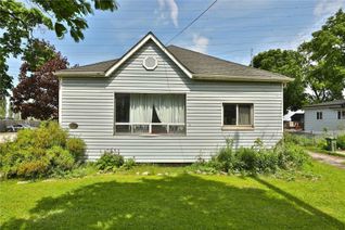 Bungaloft for Sale, 831 Beach Blvd, Hamilton, ON Bungaloft for Sale, 831 Beach Blvd, Hamilton, ON