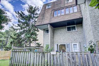 Condo Townhouse for Sale, 76 Scarborough Golf Clu Rd #10, Toronto, ON