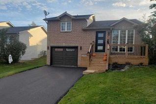 Bungalow for Rent, 5 Selkirk Cres, Barrie, ON