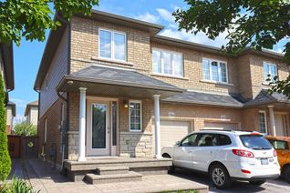 House for Sale, 204 Pelech Crescent, Stoney Creek, ON