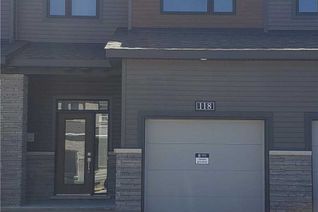 Townhouse for Rent, 118 Maynooth Crt, Ottawa, ON