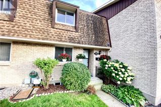 Condo Townhouse for Sale, 50 Lakeshore Road Unit# 34, St. Catharines, ON