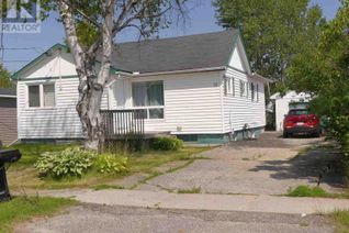 Bungalow for Sale, 13 Third Ave, Wawa, ON