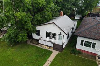 House for Sale, 322 10th Street E, Prince Albert, SK