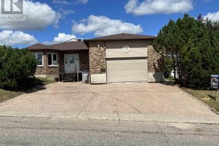 Detached House for Sale, 1400 Power Ave, Timmins, ON