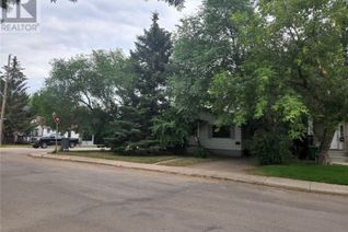 House for Sale, 1438 1st Avenue, Saskatoon, SK