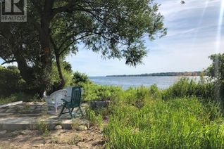 Bungalow for Sale, 331 Holliday Point Road, Wolfe Island, ON