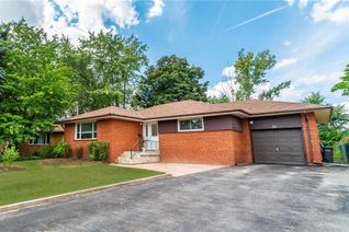 Bungalow for Sale, 32 Ellesboro Drive, Mississauga, ON