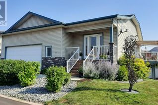 Detached House for Sale, 15 Garden Way, Drumheller, AB