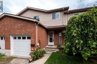 Freehold Townhouse for Sale, 578 12th Street W, Owen Sound, ON
