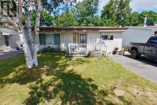 House for Sale, 161 Axmith Ave, Elliot Lake, ON